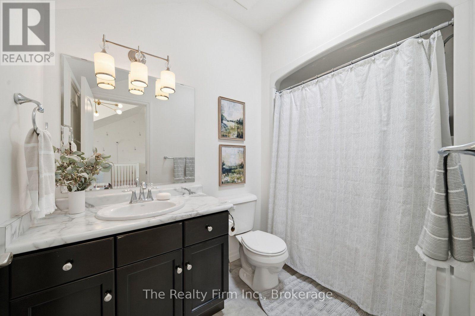 247 Dieppe Drive, Woodstock, Ontario N4T 0G1 - Photo 24 - X13786372