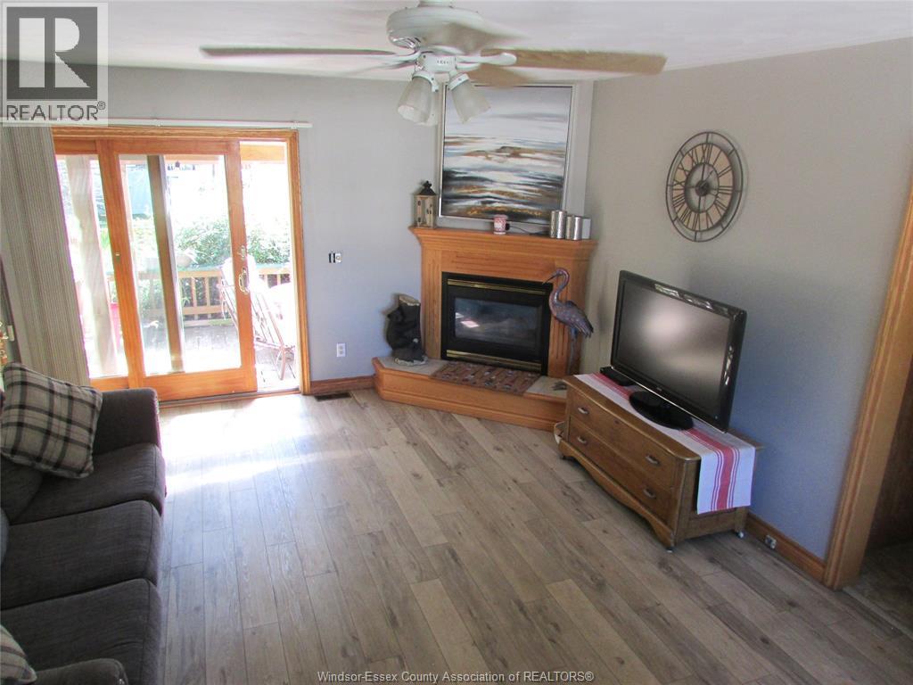 127 Baird Avenue, Wheatley, Ontario  N0P 2P0 - Photo 5 - 26022639