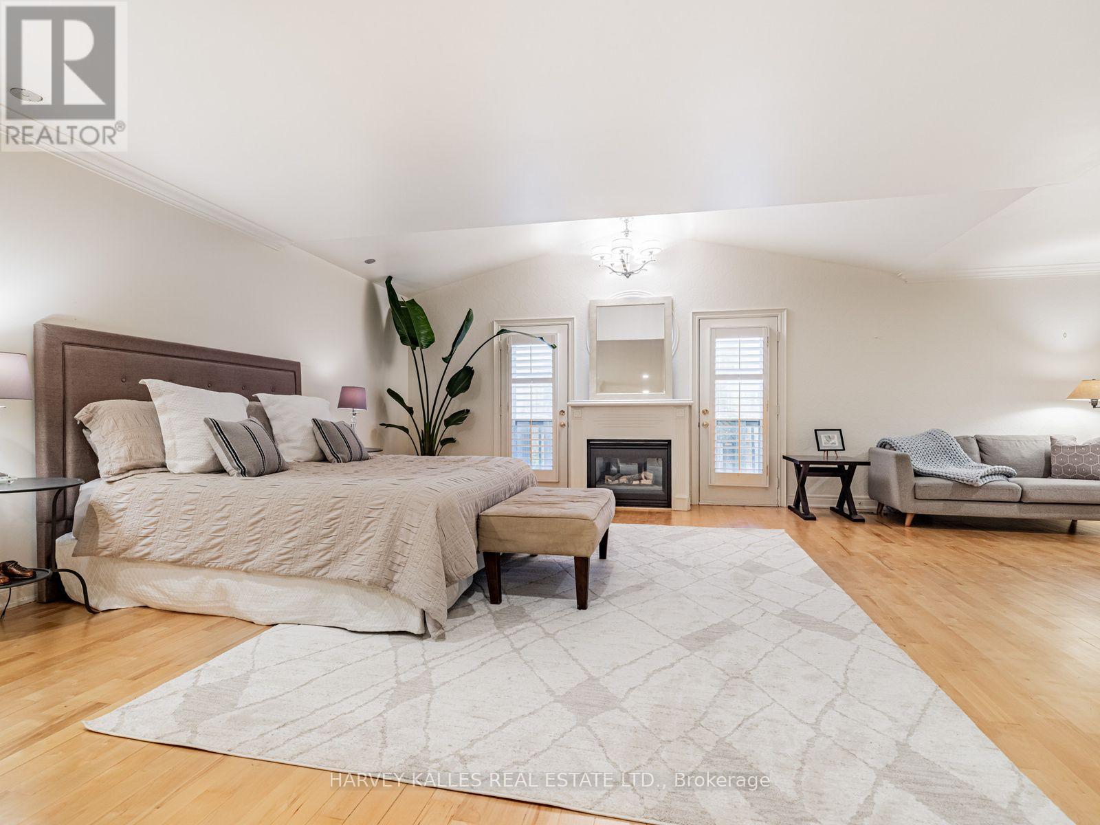 55 Viewmount Avenue, Toronto, Ontario  M6B 1T2 - Photo 35 - C13786194