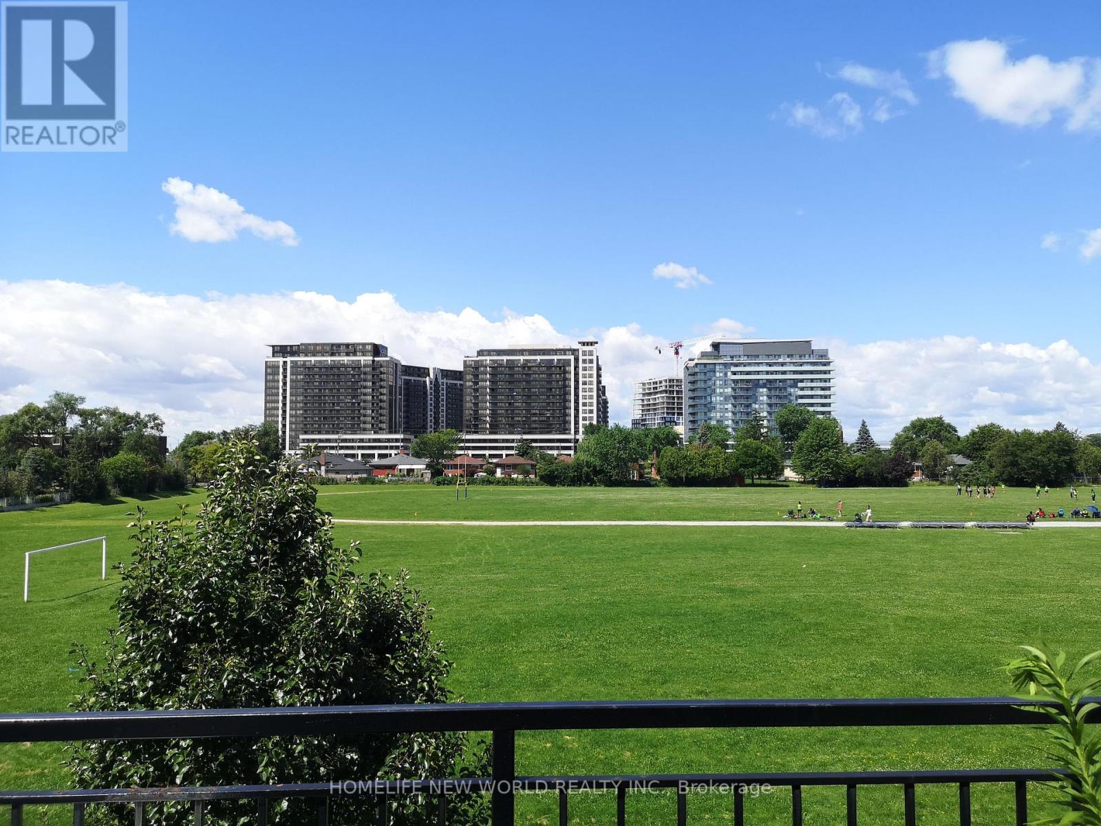 30 - 988 Sheppard Avenue W, Toronto, Ontario  M3H 2T6 - Photo 2 - C13786208