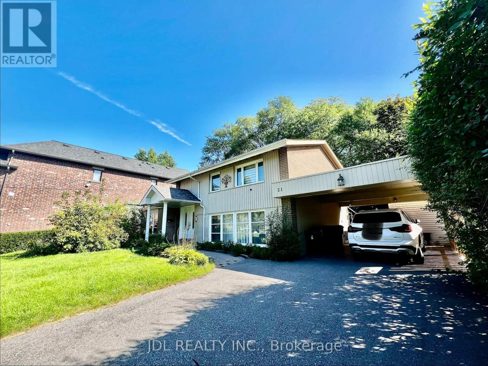 21 RIALTO DRIVE