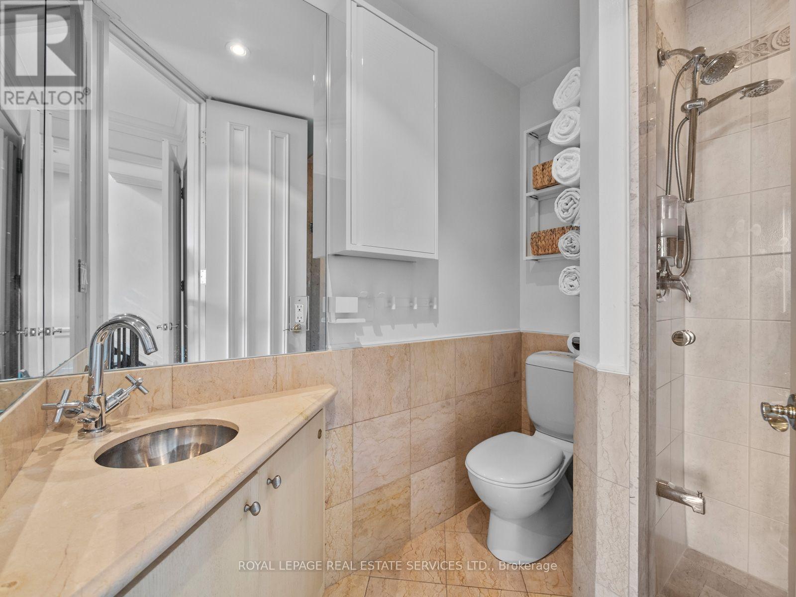 4 - 276 Spadina Road, Toronto, Ontario  M5R 2V4 - Photo 14 - C13786274
