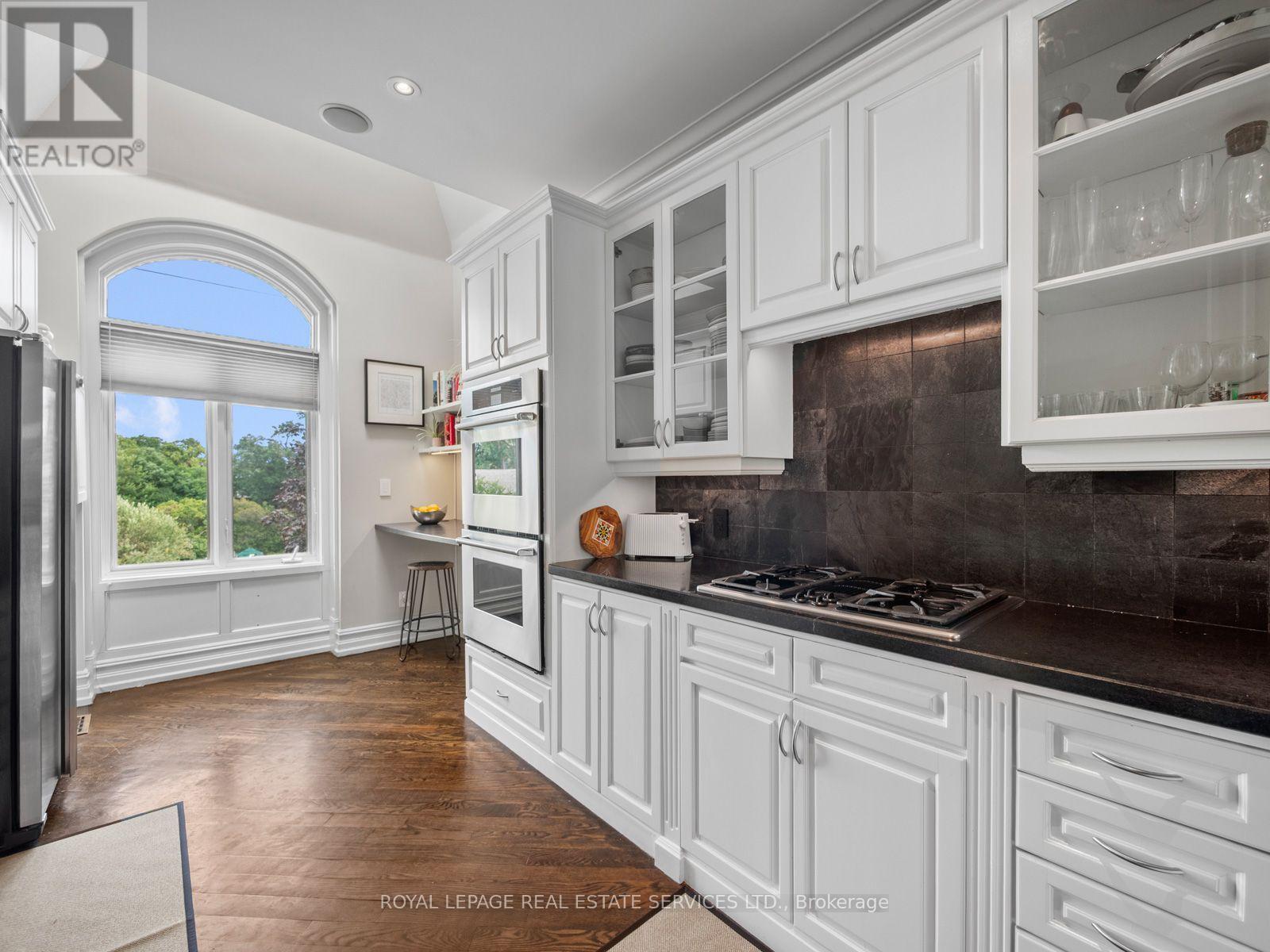 4 - 276 Spadina Road, Toronto, Ontario  M5R 2V4 - Photo 23 - C13786274