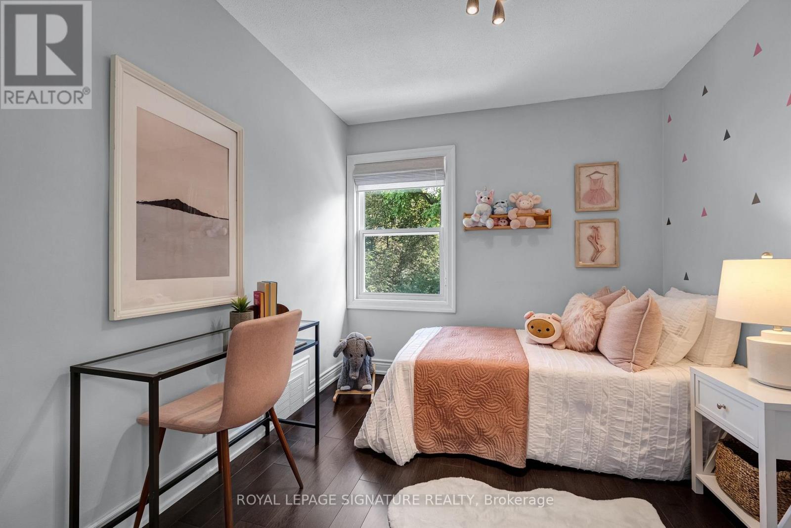 39 Brentcliffe Road, Toronto, Ontario  M4G 3Y4 - Photo 19 - C13786368