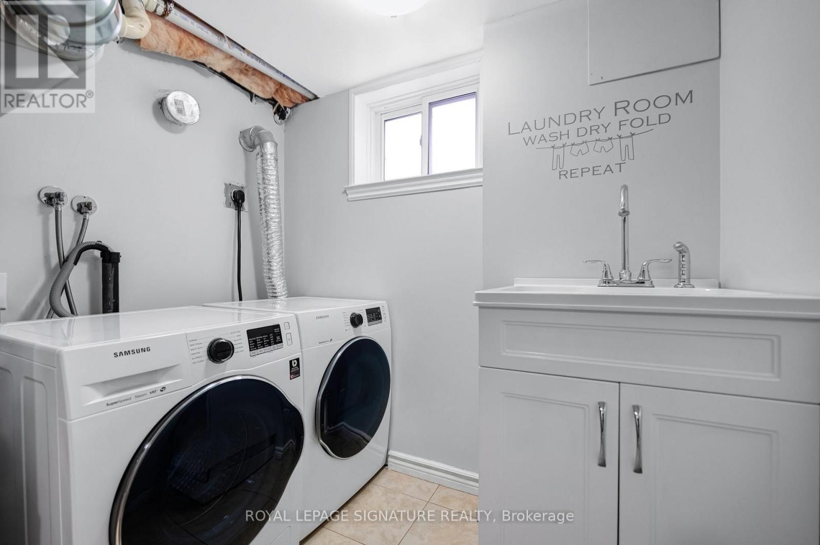 39 Brentcliffe Road, Toronto, Ontario  M4G 3Y4 - Photo 26 - C13786368