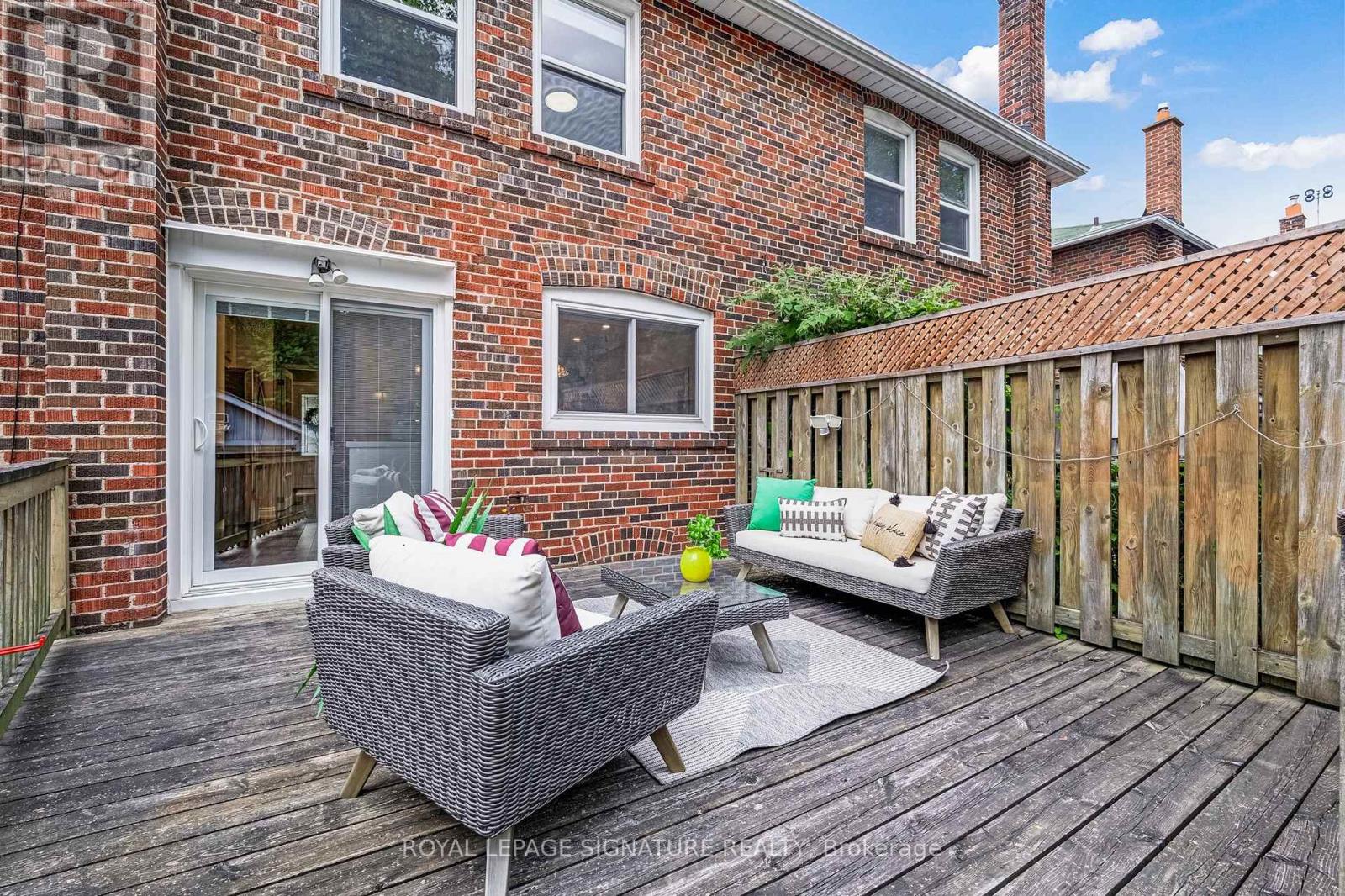 39 Brentcliffe Road, Toronto, Ontario  M4G 3Y4 - Photo 27 - C13786368