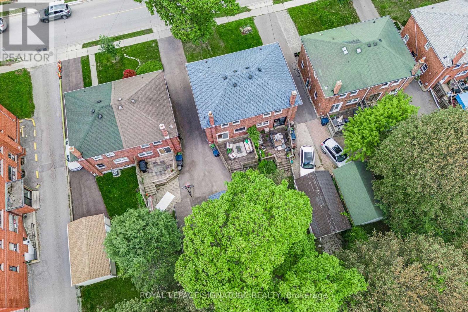 39 Brentcliffe Road, Toronto, Ontario  M4G 3Y4 - Photo 35 - C13786368