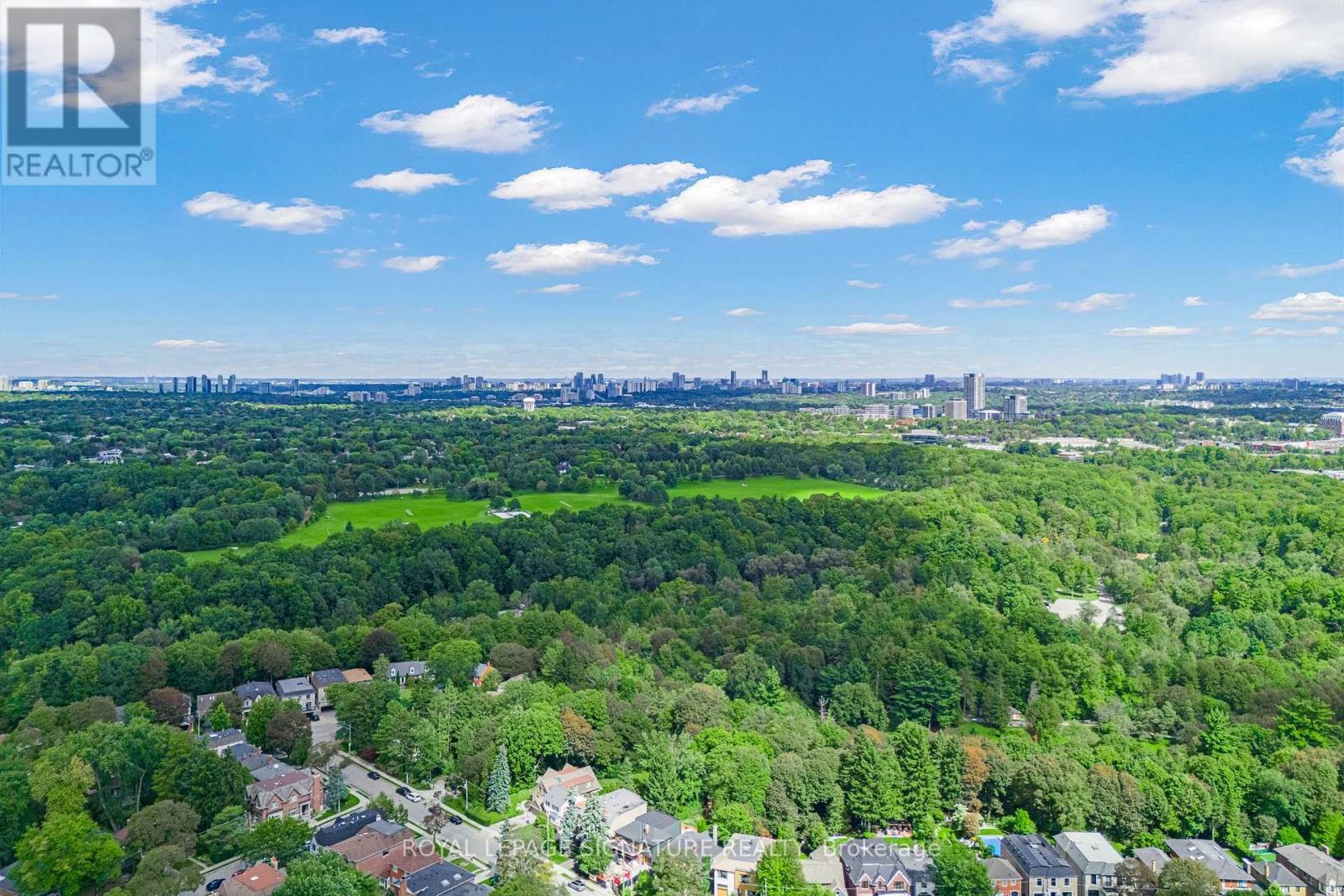 39 Brentcliffe Road, Toronto, Ontario  M4G 3Y4 - Photo 38 - C13786368