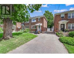 39 BRENTCLIFFE ROAD, Toronto, Ontario