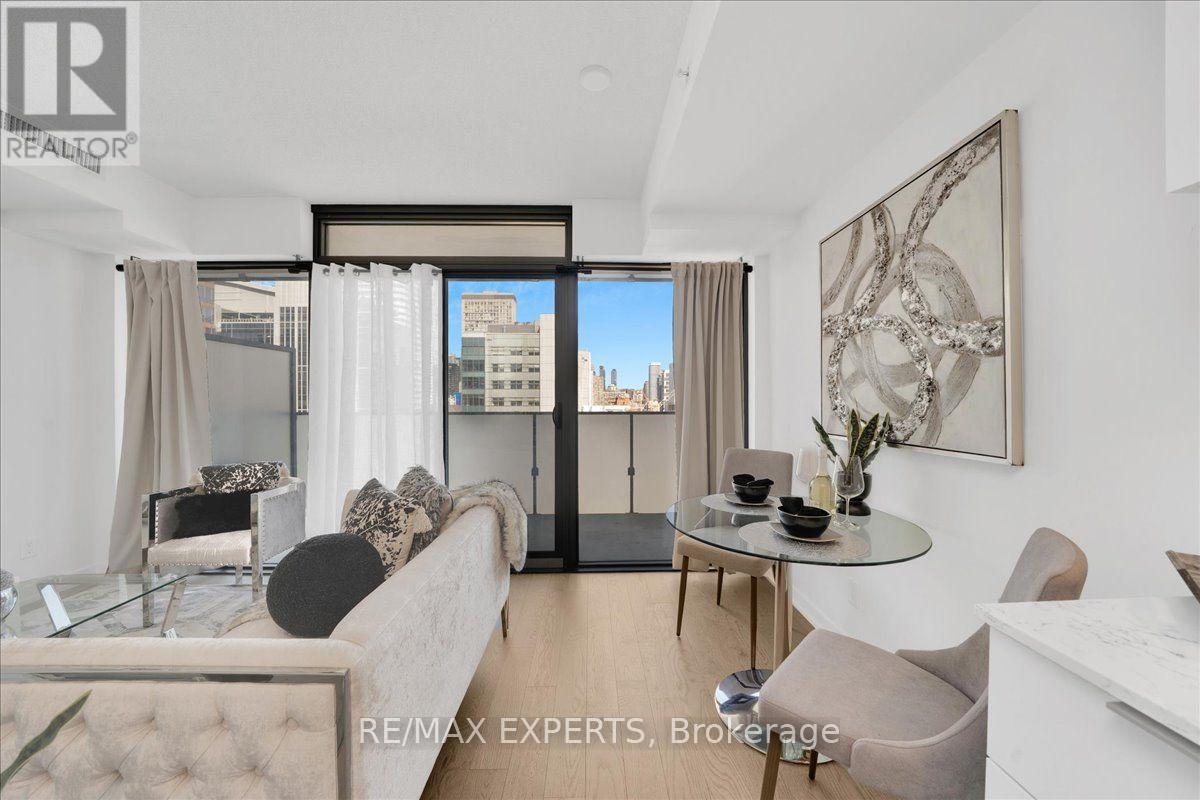 1815 - 25 Richmond Street E, Toronto, Ontario  M5C 0A6 - Photo 11 - C13786382