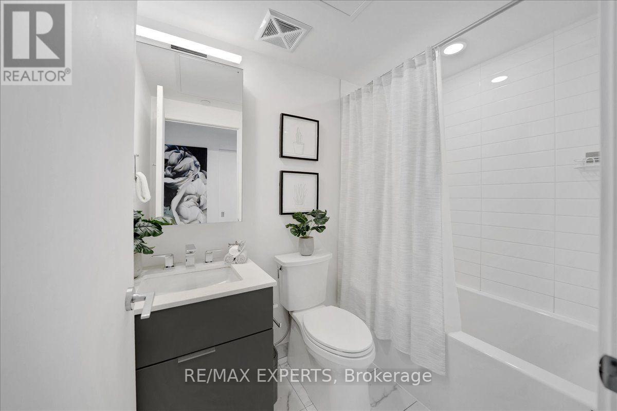 1815 - 25 Richmond Street E, Toronto, Ontario  M5C 0A6 - Photo 8 - C13786382