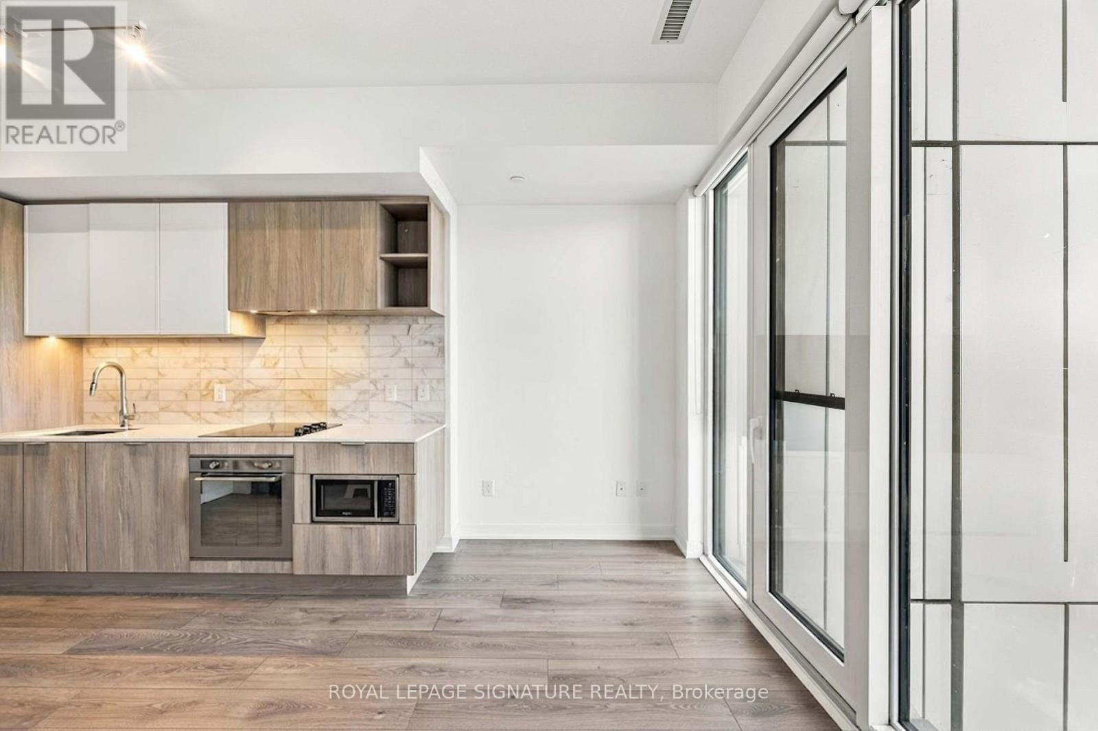 817 - 2020 Bathurst Street, Toronto, Ontario  M5P 0A6 - Photo 11 - C13786414