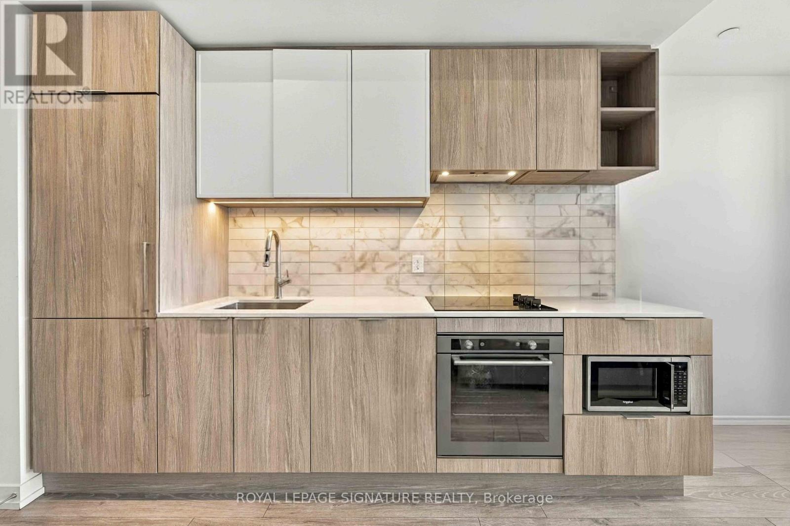 817 - 2020 Bathurst Street, Toronto, Ontario  M5P 0A6 - Photo 15 - C13786414