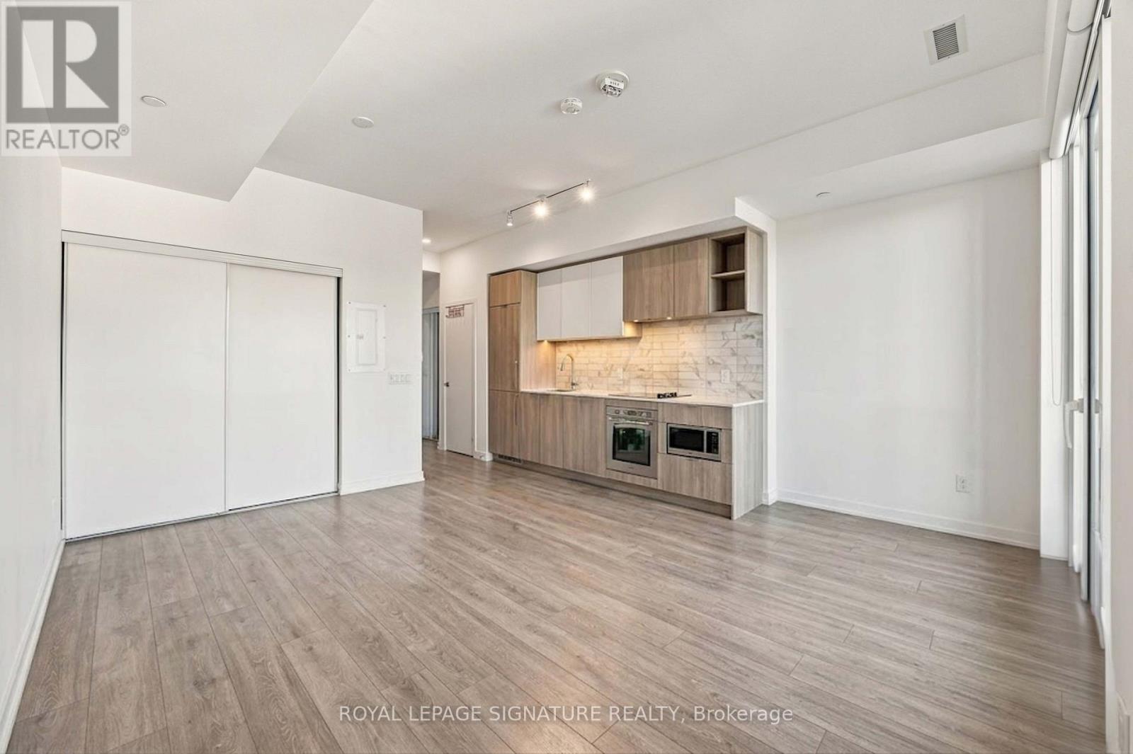 817 - 2020 Bathurst Street, Toronto, Ontario  M5P 0A6 - Photo 20 - C13786414