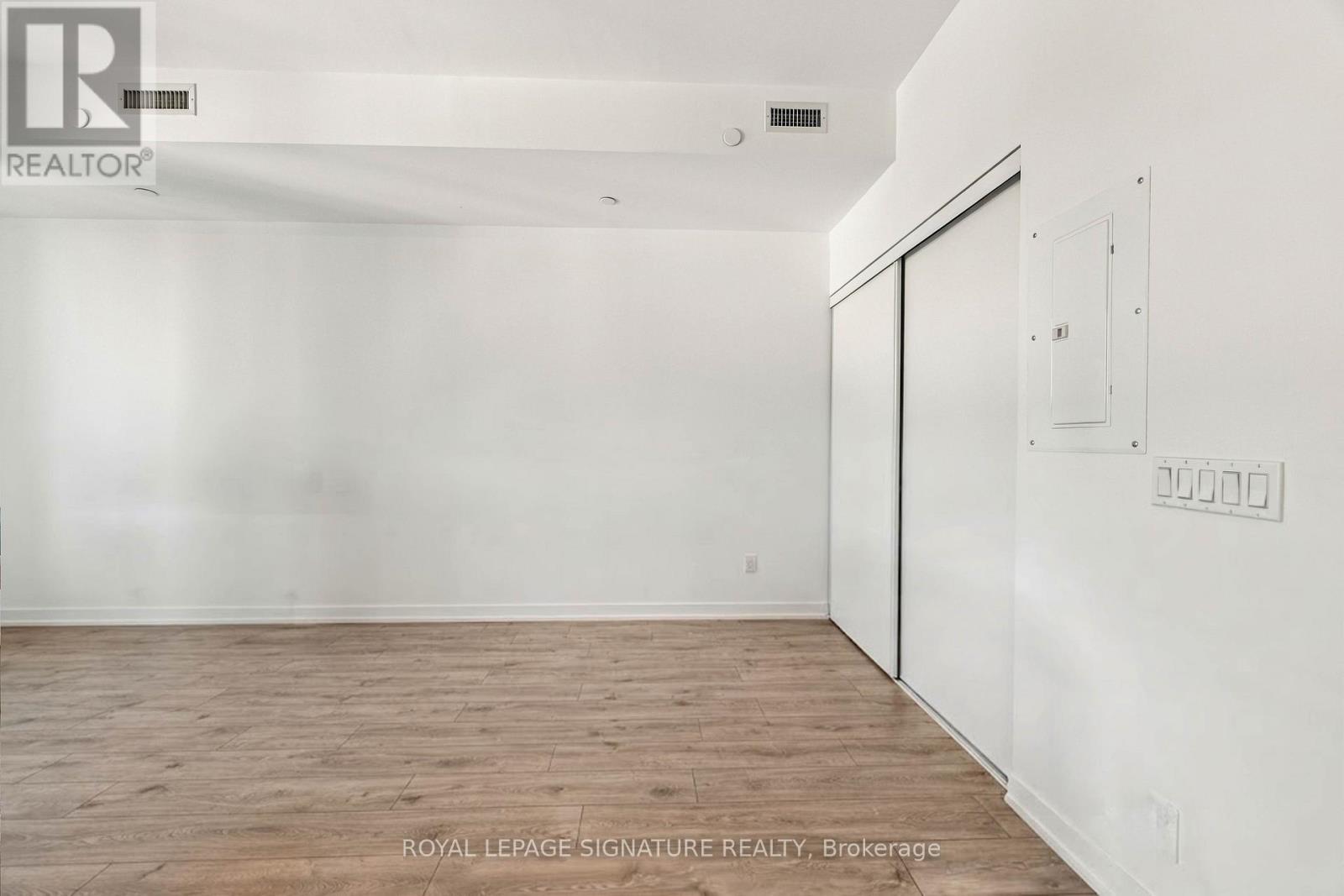 817 - 2020 Bathurst Street, Toronto, Ontario  M5P 0A6 - Photo 24 - C13786414