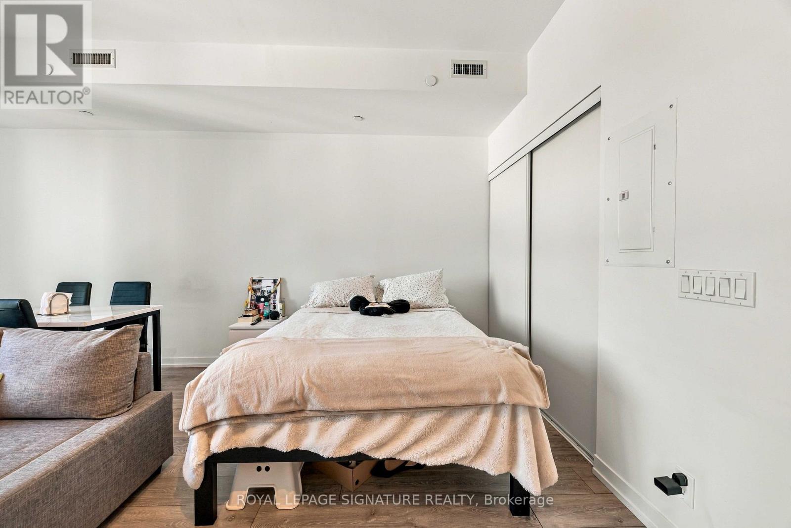 817 - 2020 Bathurst Street, Toronto, Ontario  M5P 0A6 - Photo 25 - C13786414
