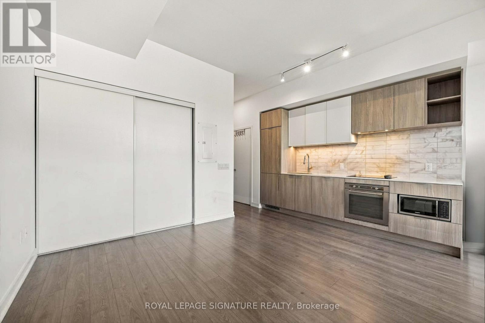817 - 2020 Bathurst Street, Toronto, Ontario  M5P 0A6 - Photo 28 - C13786414