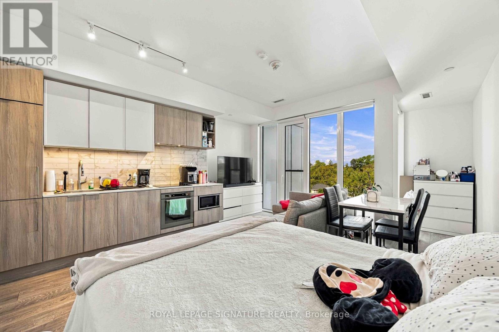 817 - 2020 Bathurst Street, Toronto, Ontario  M5P 0A6 - Photo 31 - C13786414