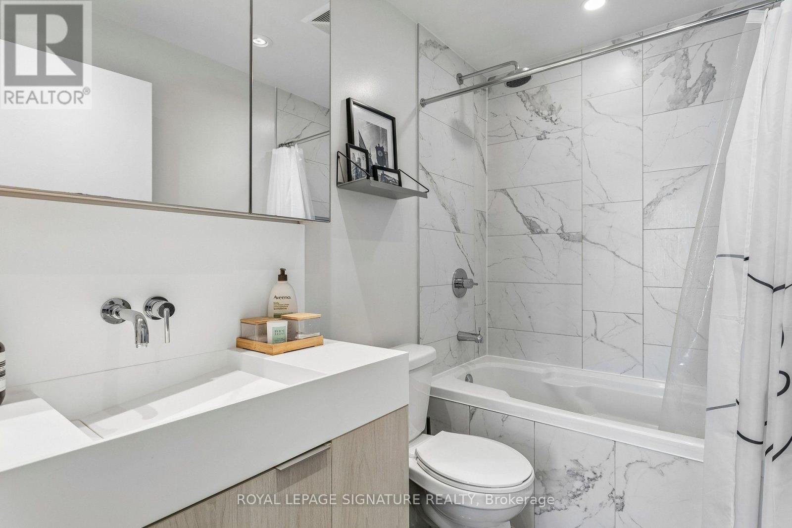 2403 - 20 Richardson Street, Toronto, Ontario  M5A 0S6 - Photo 25 - C13786458