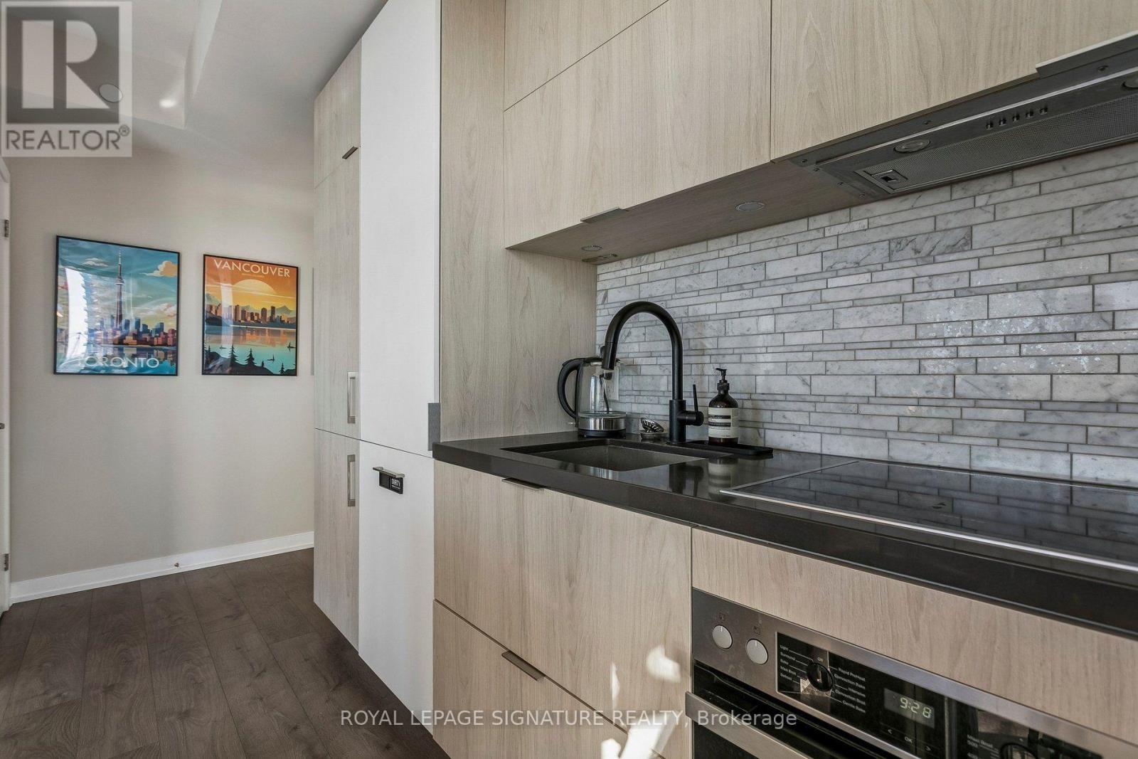 2403 - 20 Richardson Street, Toronto, Ontario  M5A 0S6 - Photo 6 - C13786458