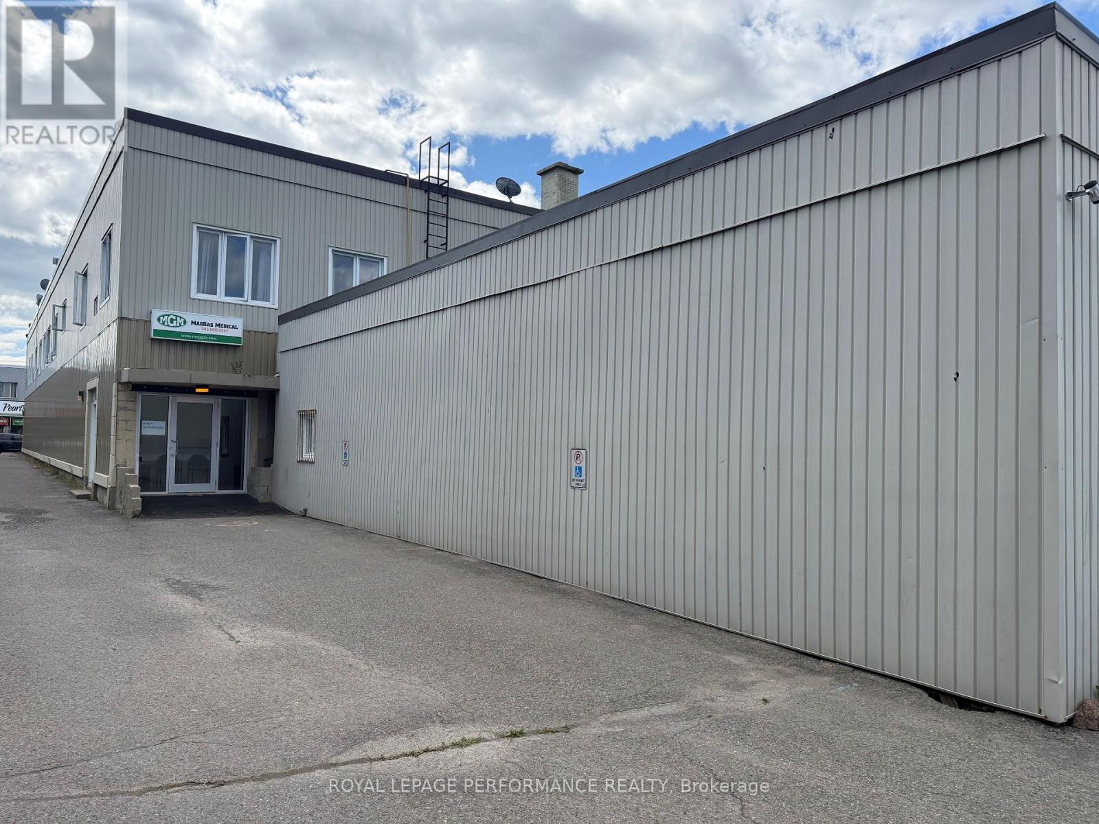 219 Main Street E, Hawkesbury, Ontario  K6A 1A1 - Photo 3 - X13786276