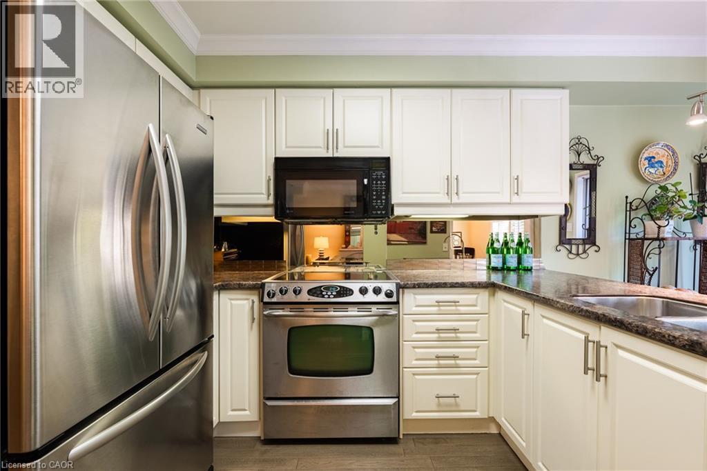 1276 Silvan Forest Drive Unit# 20, Burlington, Ontario  L7M 4V8 - Photo 10 - 40863290