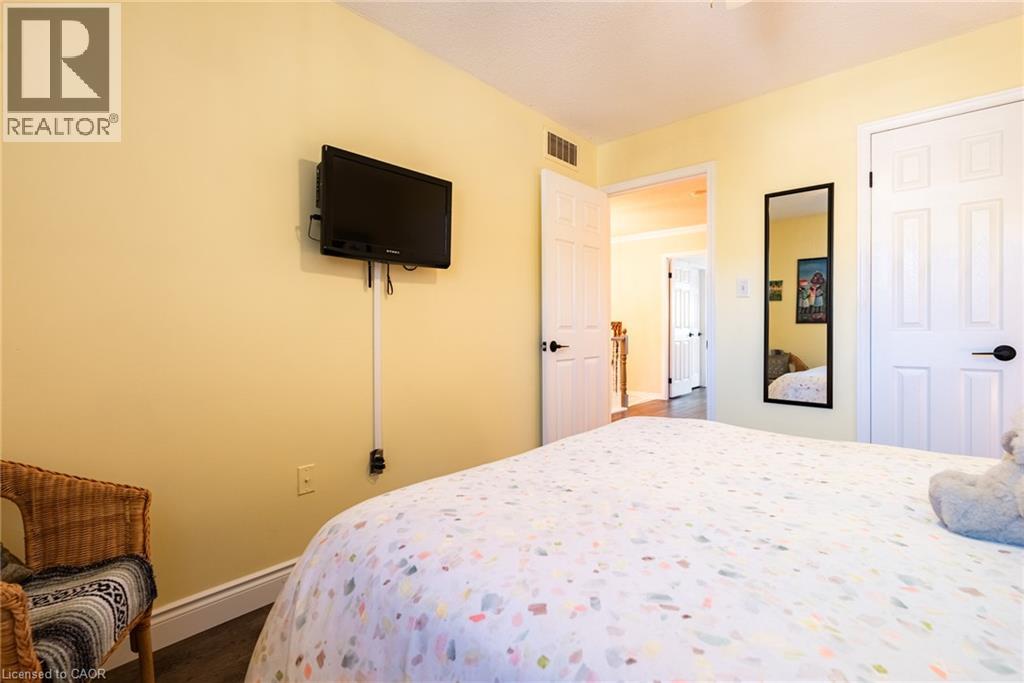 1276 Silvan Forest Drive Unit# 20, Burlington, Ontario  L7M 4V8 - Photo 31 - 40863290