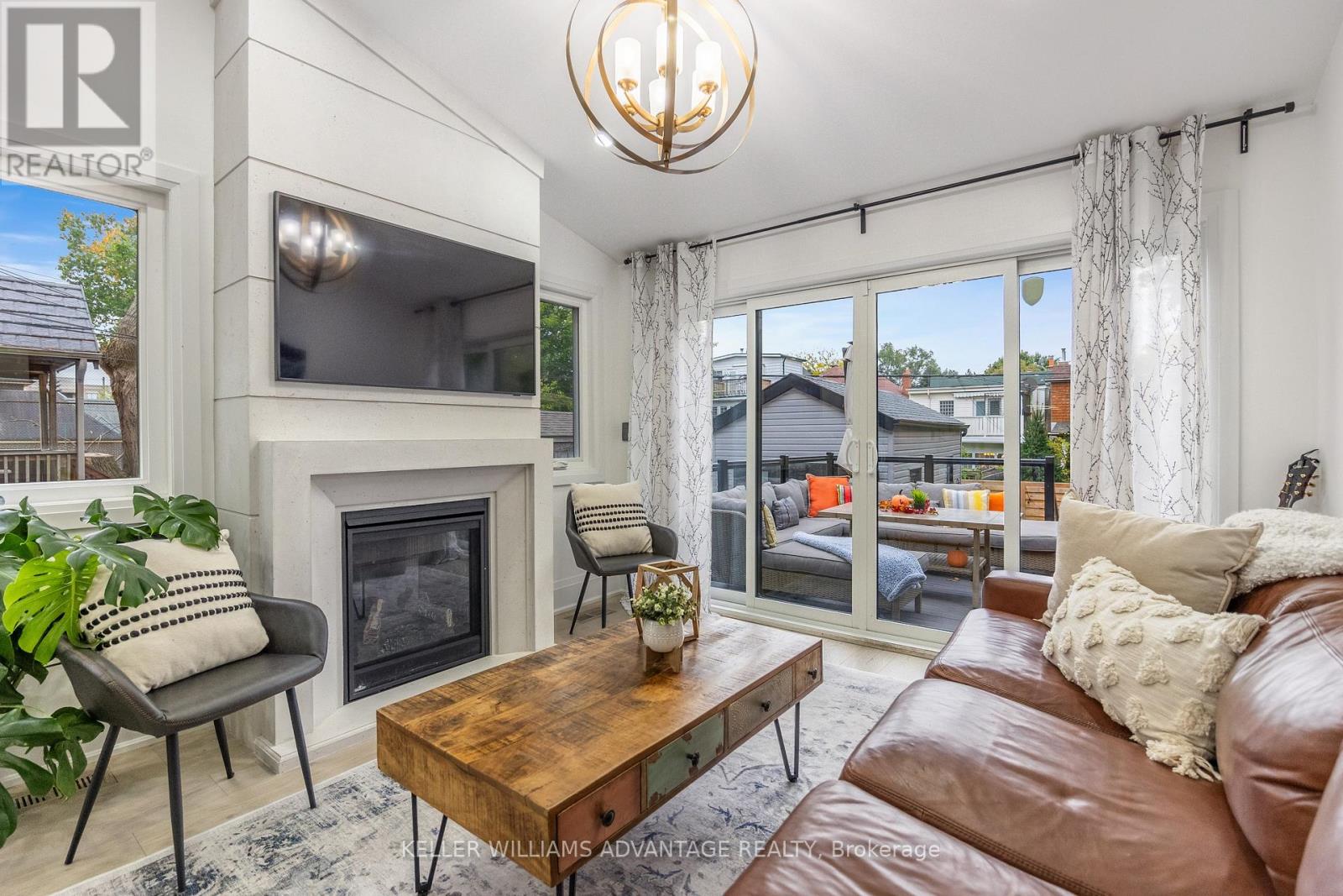 36 Lockwood Road, Toronto, Ontario  M4L 3M8 - Photo 12 - E13786358