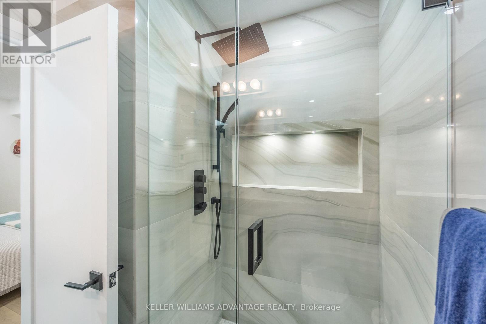 36 Lockwood Road, Toronto, Ontario  M4L 3M8 - Photo 16 - E13786358