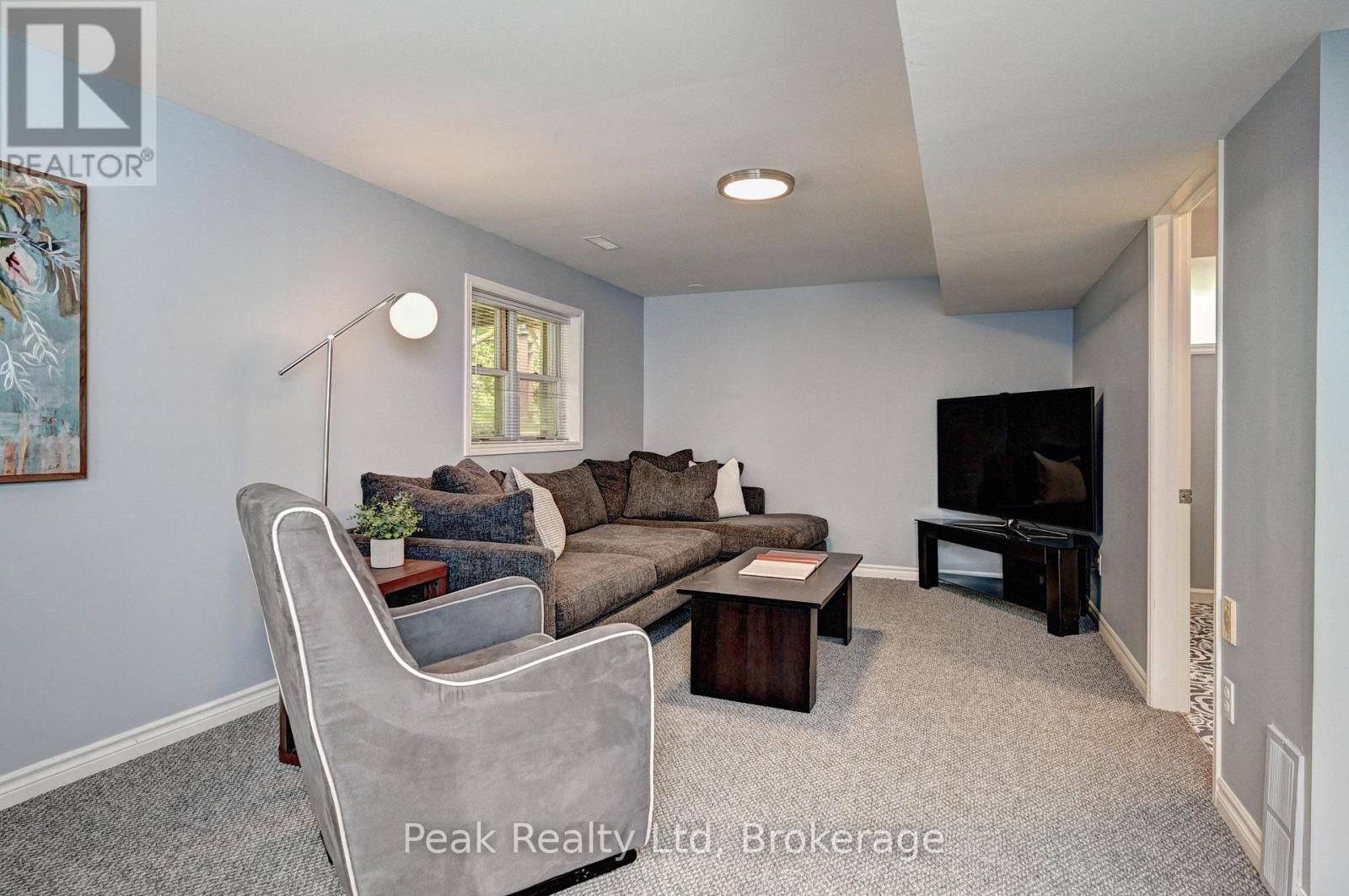 28 Notchwood Court, Kitchener, Ontario  N2A 3L5 - Photo 33 - X13786250