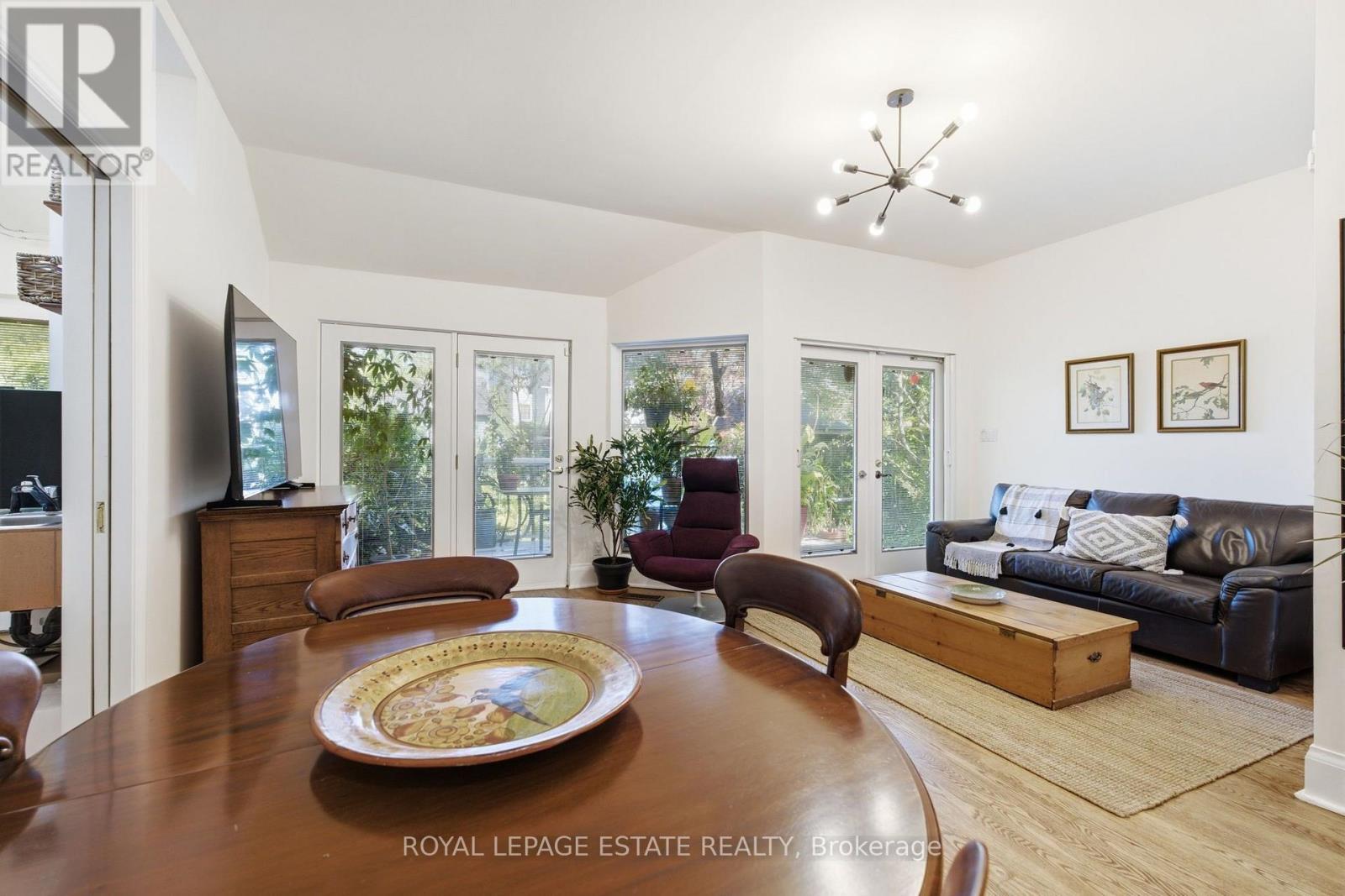 14 Lyall Avenue, Toronto, Ontario  M4E 1V8 - Photo 15 - E13786426