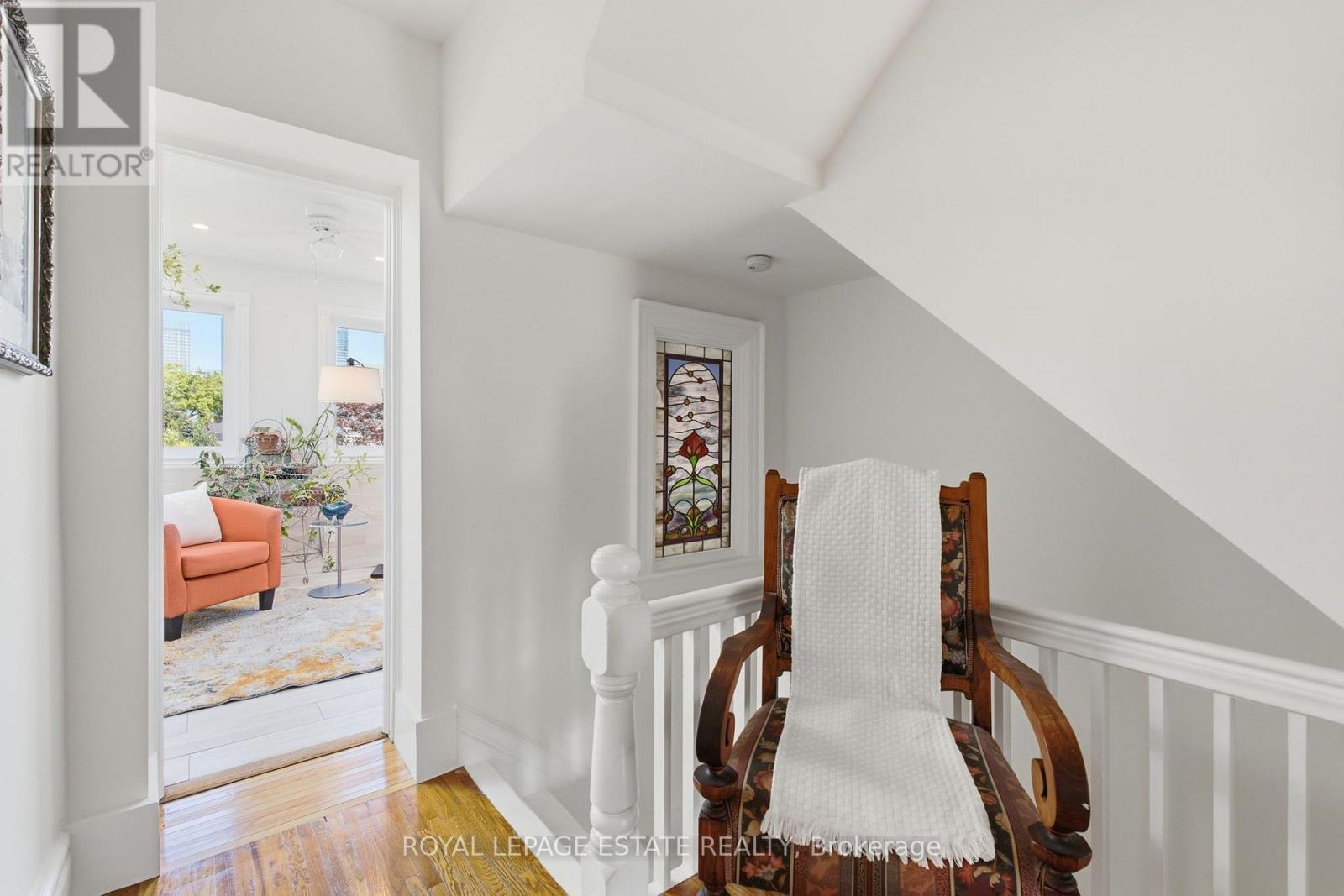 14 Lyall Avenue, Toronto, Ontario  M4E 1V8 - Photo 19 - E13786426