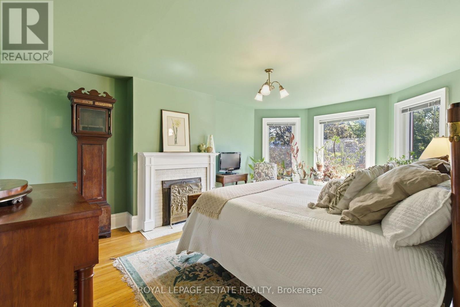 14 Lyall Avenue, Toronto, Ontario  M4E 1V8 - Photo 26 - E13786426