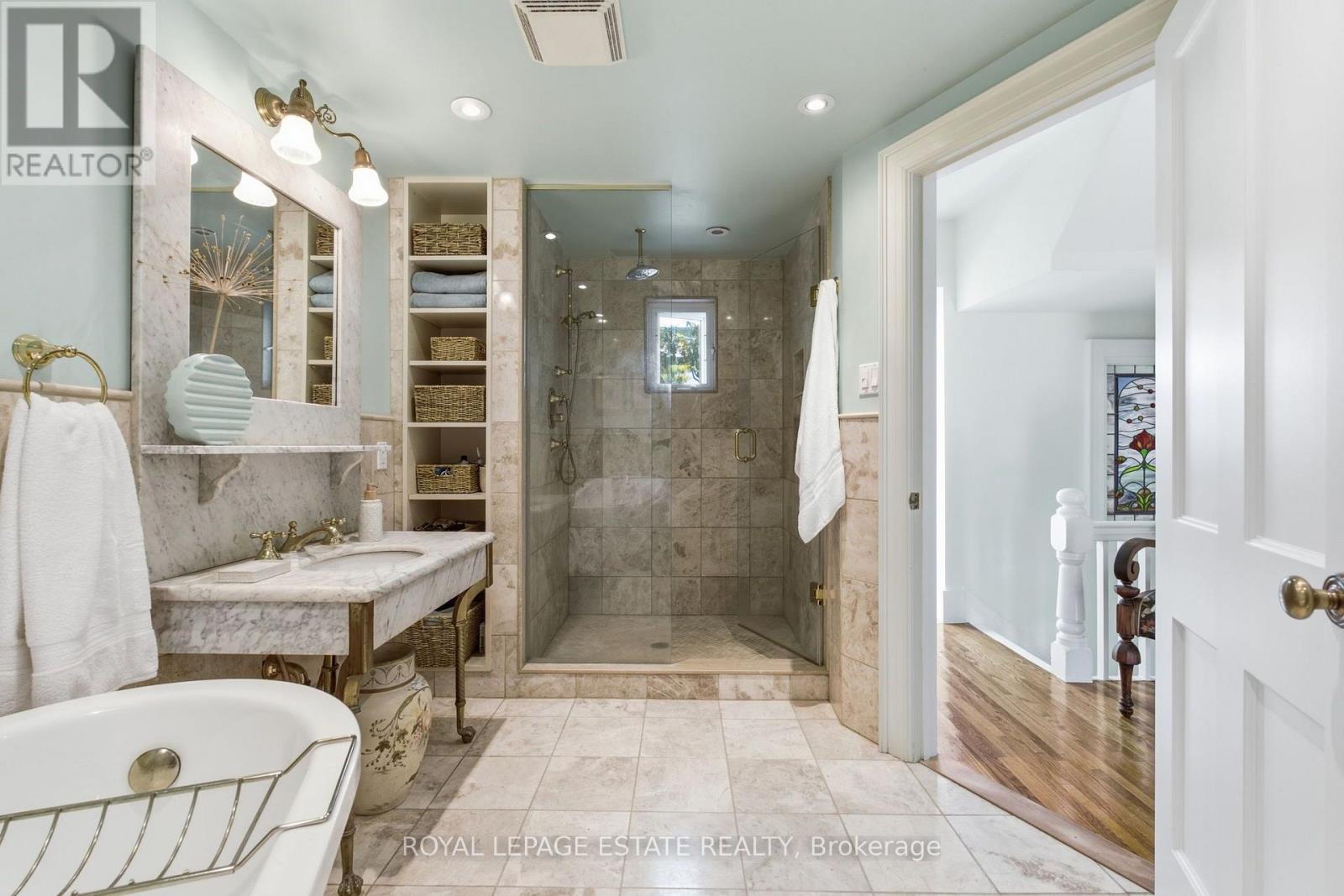 14 Lyall Avenue, Toronto, Ontario  M4E 1V8 - Photo 31 - E13786426