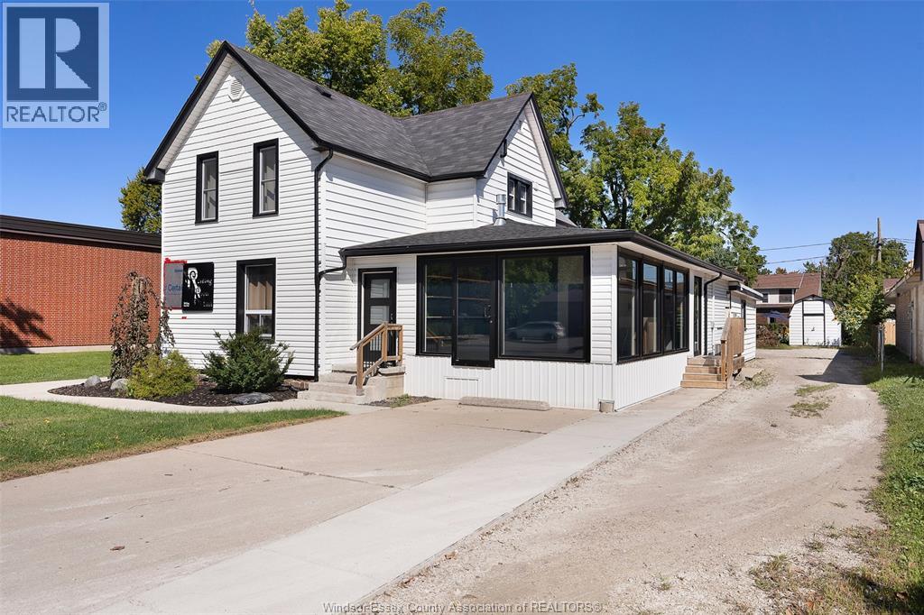 MLS# 26021165: 114 KING STREET West, Harrow, Canada