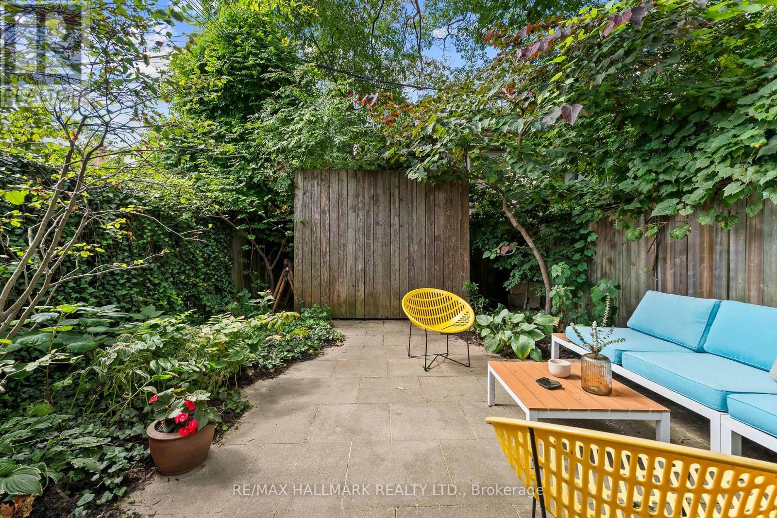 40 Fernwood Park Avenue, Toronto, Ontario  M4E 3G1 - Photo 26 - E13786220