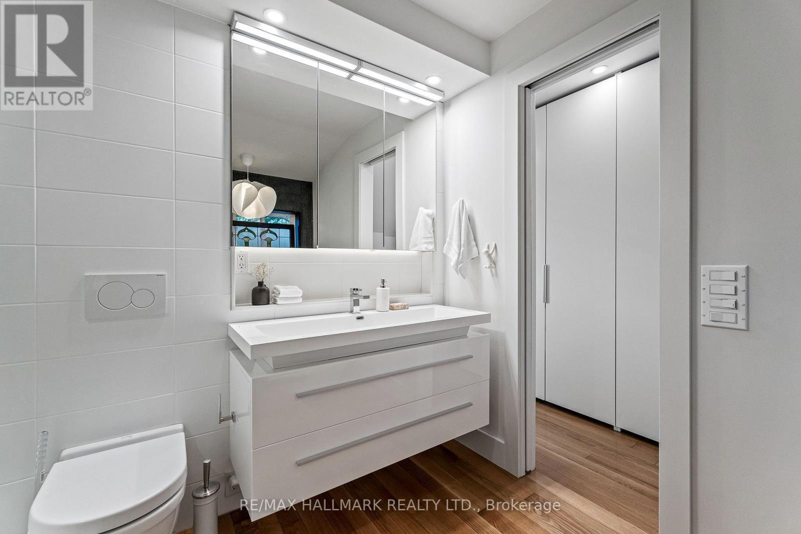 40 Fernwood Park Avenue, Toronto, Ontario  M4E 3G1 - Photo 43 - E13786220