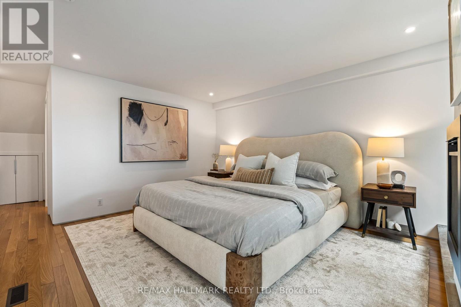 40 Fernwood Park Avenue, Toronto, Ontario  M4E 3G1 - Photo 35 - E13786220