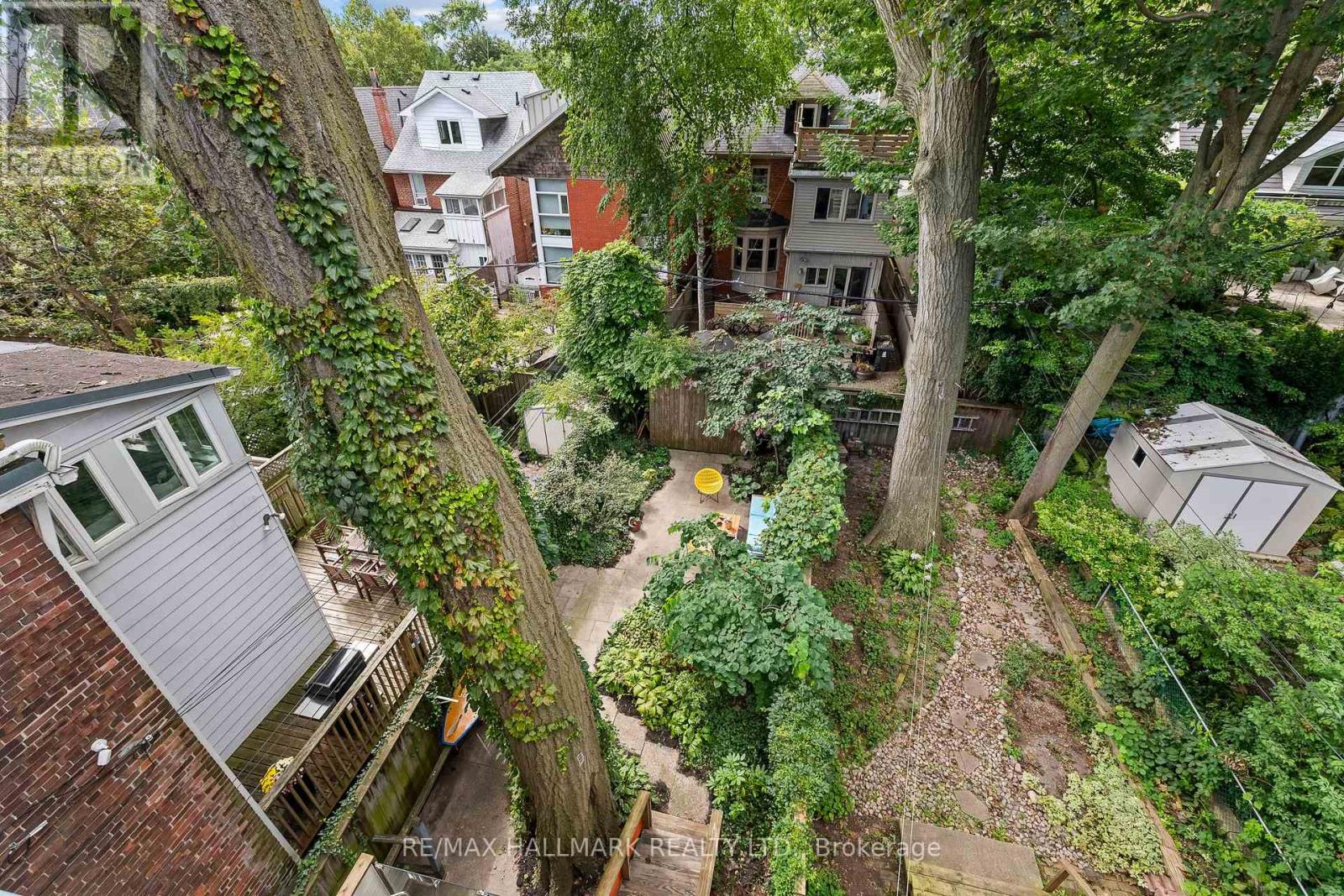 40 Fernwood Park Avenue, Toronto, Ontario  M4E 3G1 - Photo 40 - E13786220