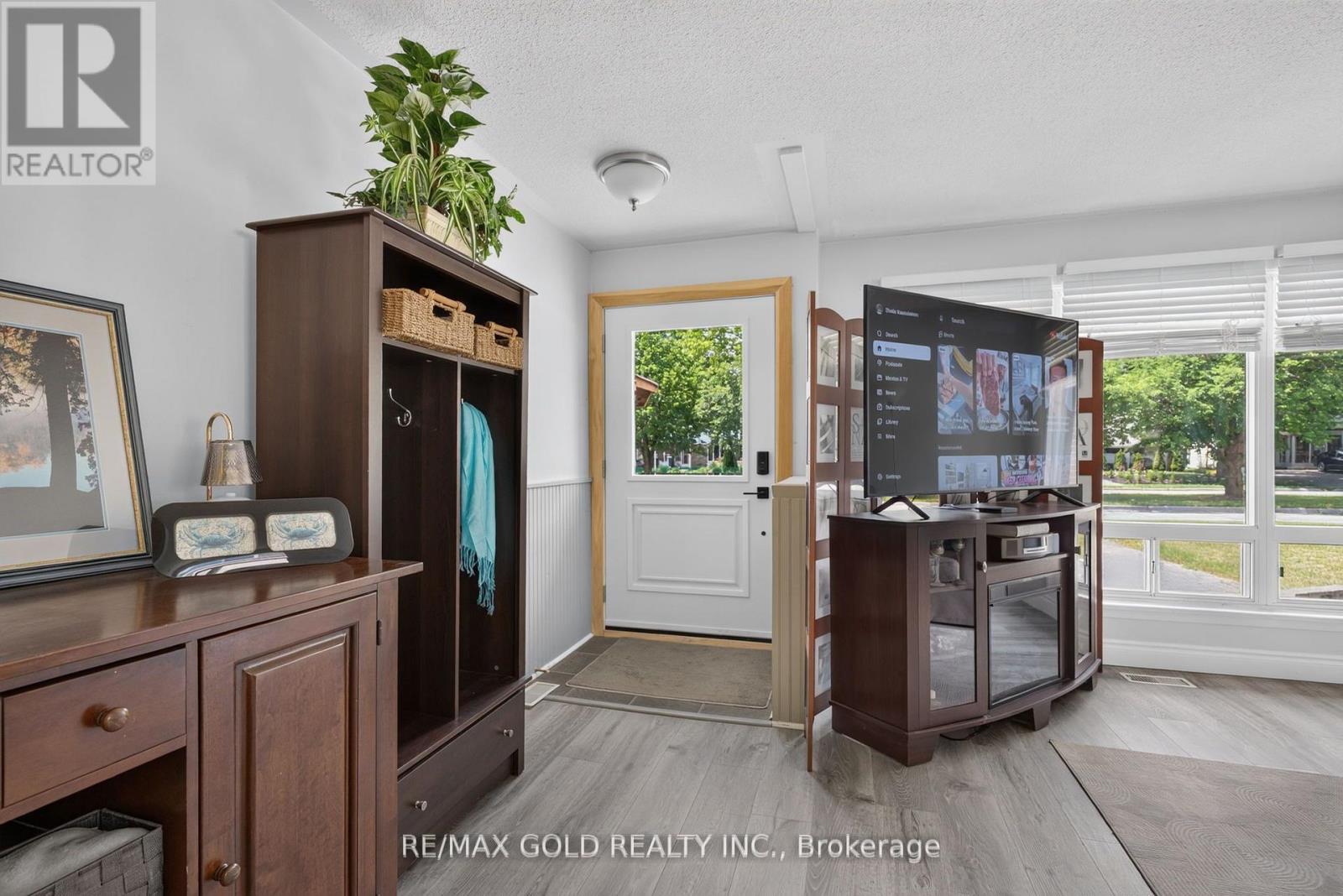 182 Mcmurchy Avenue S, Brampton, Ontario  L6Y 1Y9 - Photo 6 - W13785674