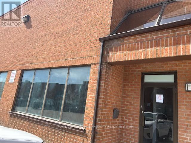 4 - 610 BOWES ROAD, Vaughan, Ontario