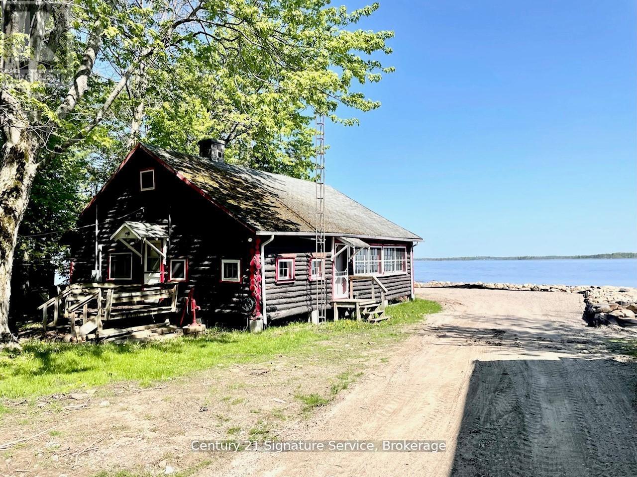 264 Robins Point Road, Tay (Victoria Harbour), Ontario  L0K 2A0 - Photo 4 - S13786478