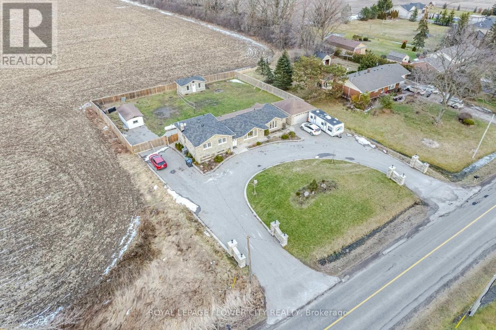 12821 Heritage Road, Caledon, Ontario  L7C 1T9 - Photo 3 - W13786244