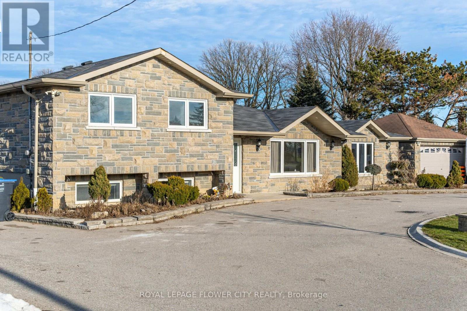 12821 Heritage Road, Caledon, Ontario  L7C 1T9 - Photo 9 - W13786244