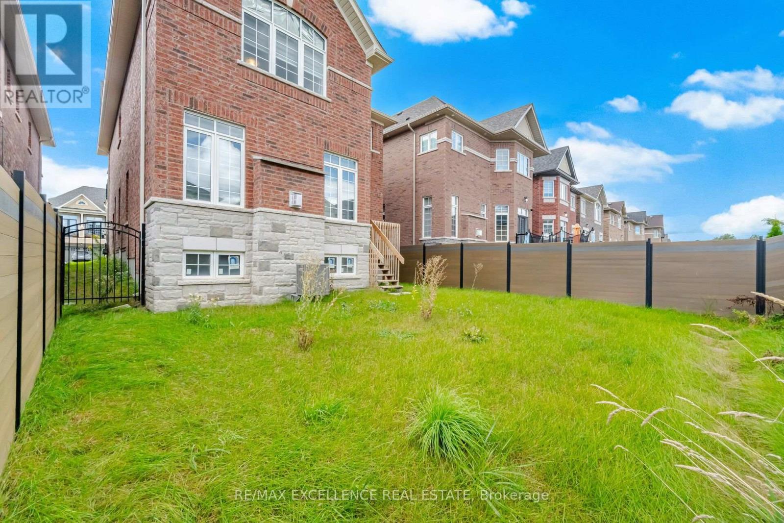 32 Branigan Crescent, Halton Hills, Ontario  L7G 0N1 - Photo 36 - W13786334