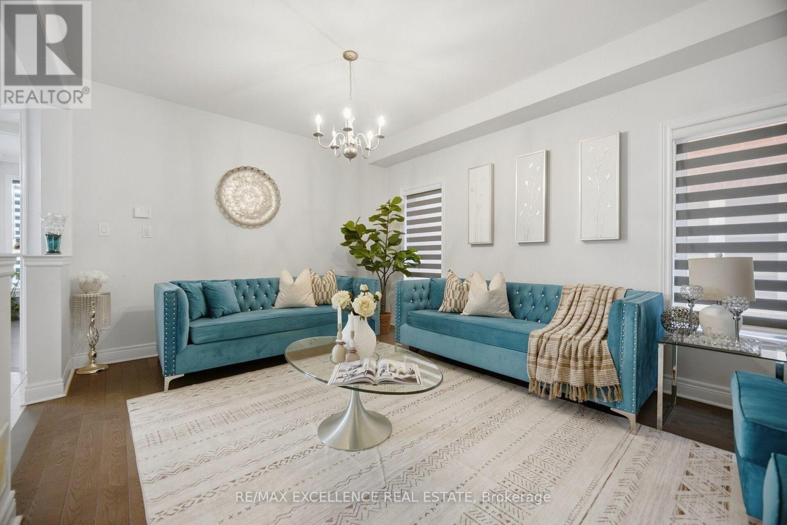 32 Branigan Crescent, Halton Hills, Ontario  L7G 0N1 - Photo 6 - W13786334