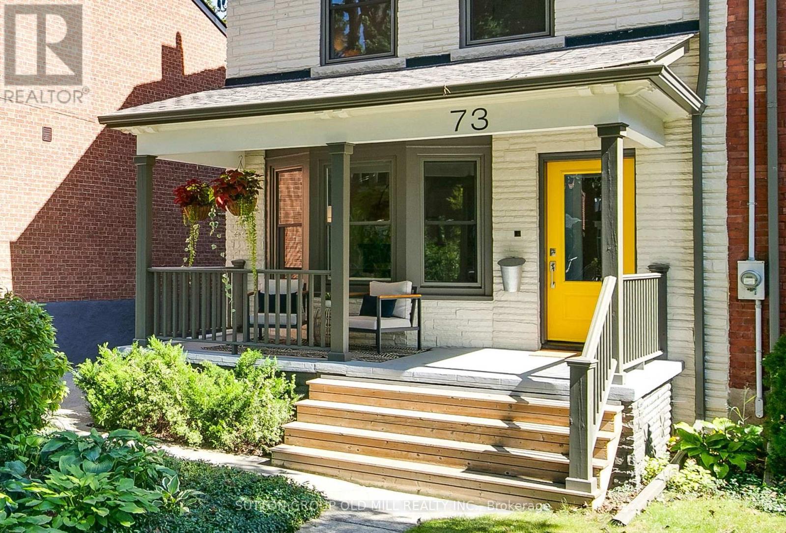 73 Laws Street, Toronto, Ontario  M6P 2Y8 - Photo 2 - W13786342