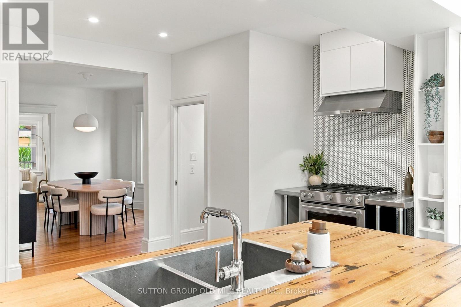 73 Laws Street, Toronto, Ontario  M6P 2Y8 - Photo 21 - W13786342