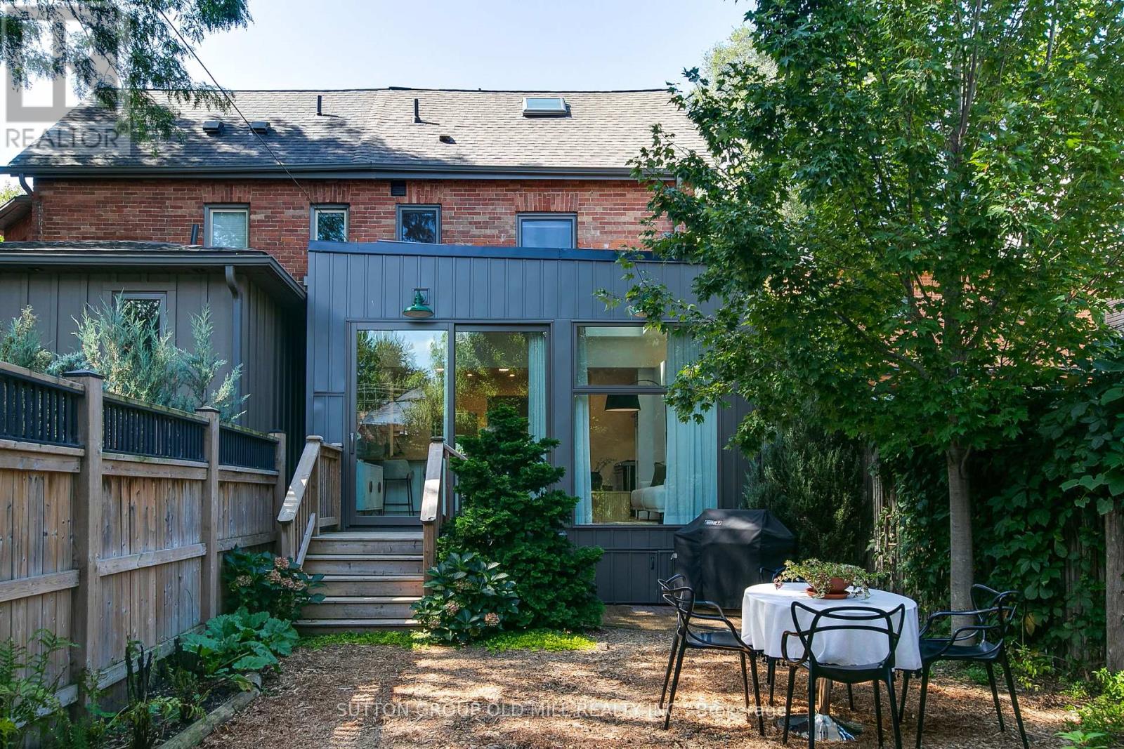 73 Laws Street, Toronto, Ontario  M6P 2Y8 - Photo 44 - W13786342