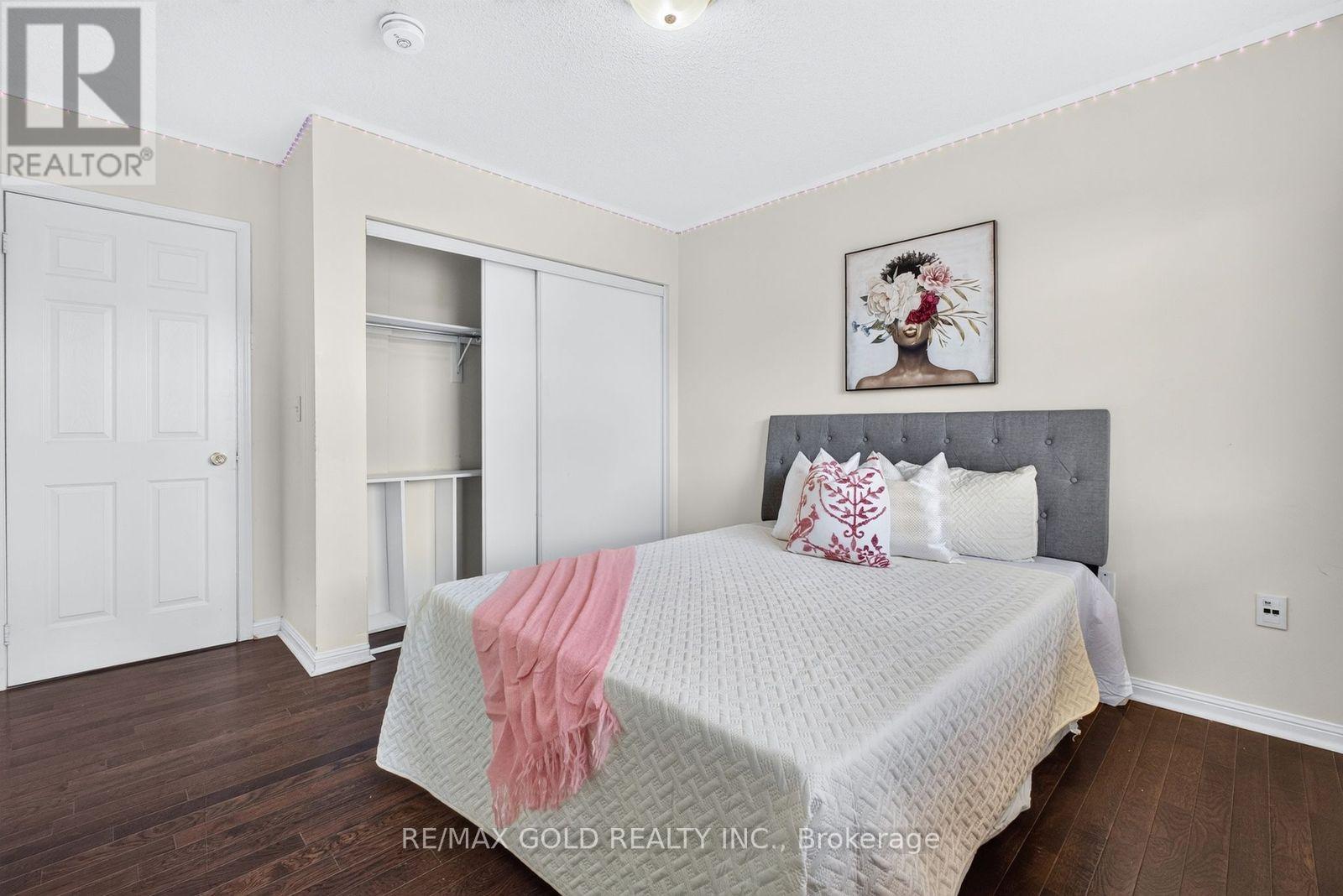 70 Maldives Crescent, Brampton, Ontario  L6P 1L1 - Photo 26 - W13786376